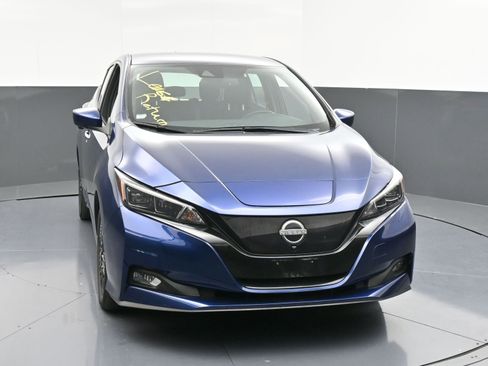Used 2024 Nissan Leaf SV Plus image 2