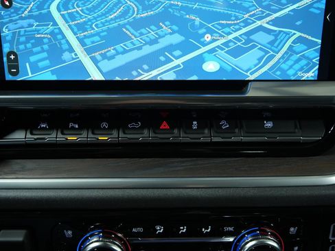 New 2026 GMC Sierra 1500 SLT w/ SLT Premium Plus Package image 32