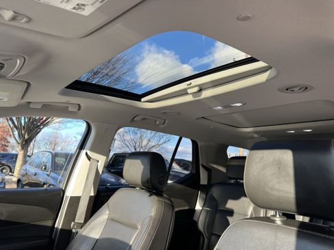 Used 2021 Chevrolet Traverse Premier w/ Redline Edition image 24