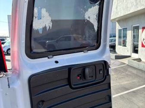 Used 2021 GMC Savana 2500 2500 3dr Cargo Van w/ Driver Convenience Package image 13