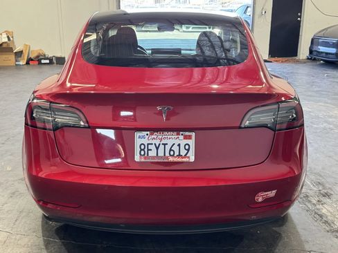 Used 2018 Tesla Model 3 Long Range RWD image 3