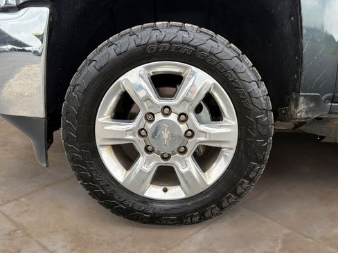 Used 2017 Chevrolet Silverado 2500 LTZ w/ Duramax Plus Package image 27