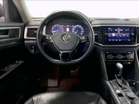 Used 2018 Volkswagen Atlas SEL Premium AWD/4WD image 12