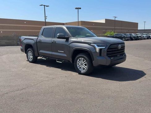 Used 2025 Toyota Tundra SR5 w/ Advanced Technology Package image 2
