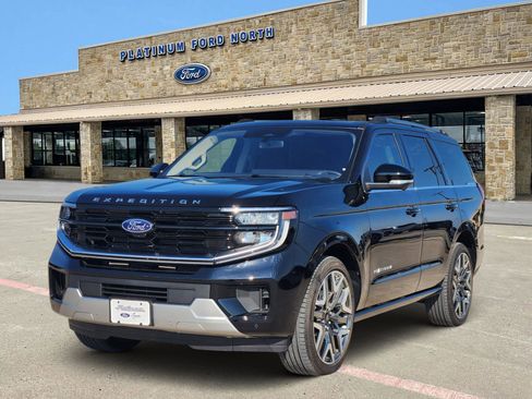 New 2025 Ford Expedition Platinum w/ Platinum Ultimate Package image 2