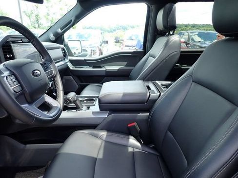 Used 2025 Ford F150 XLT w/ Equipment Group 303A High AWD/4WD image 18