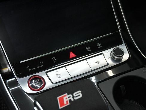Used 2021 Audi RS Q8 w/ Black Optic Package image 37