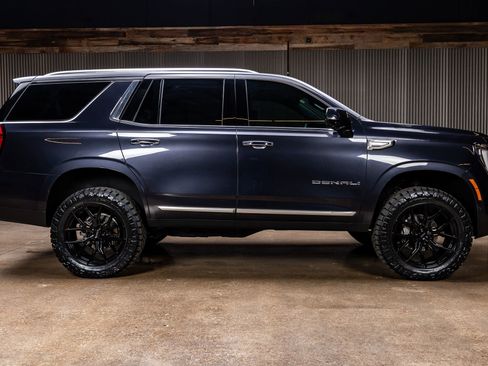 Used 2025 GMC Yukon Denali image 11