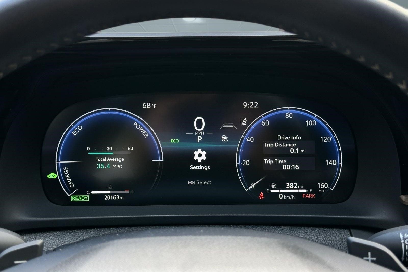 Used 2025 Toyota Crown Signia AWD/4WD image 22