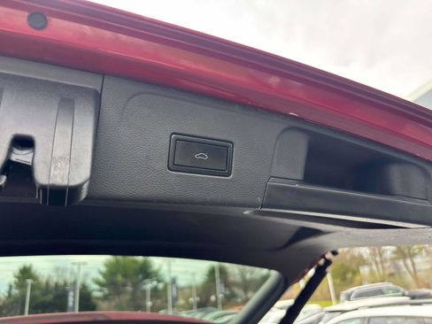 Used 2019 Volkswagen Atlas SE w/ Towing Package image 15