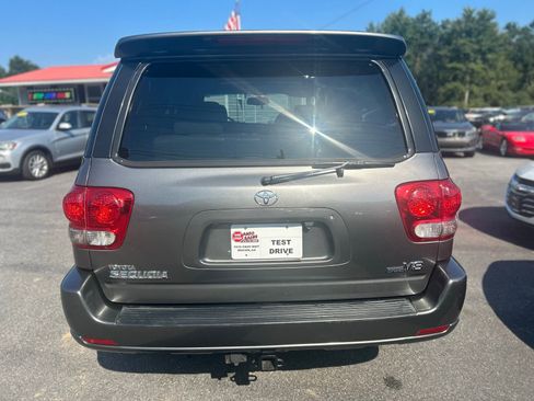 Used 2007 Toyota Sequoia Limited image 17