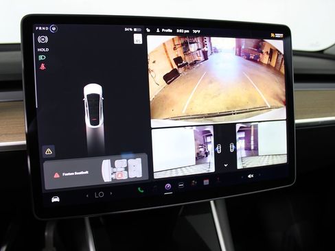 Used 2021 Tesla Model Y Long Range image 18