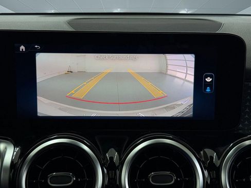 New 2026 Mercedes-Benz GLB 250 image 30