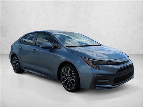 Used 2020 Toyota Corolla SE FWD image 3