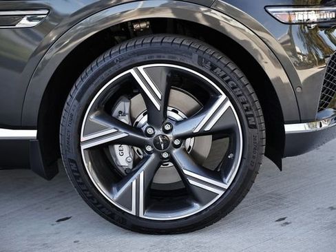 New 2026 Genesis GV80 2.5T Prestige image 4