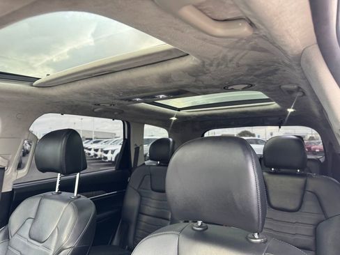 Used 2023 Kia Telluride SX Prestige image 32