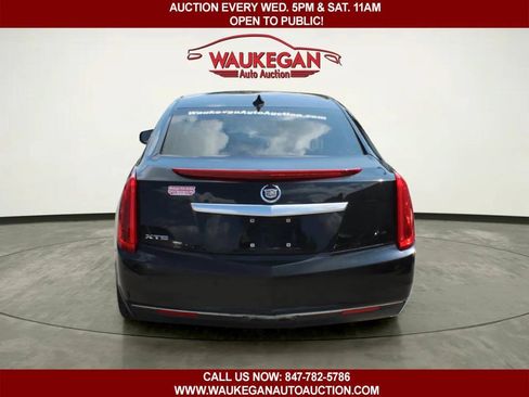 Used 2015 Cadillac XTS w/ Rear Seat Comfort Package FWD image 4