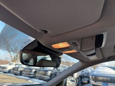 Used 2019 Honda Accord Touring image 38