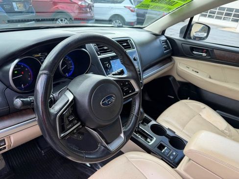Used 2019 Subaru Outback 2.5i Limited AWD/4WD image 31