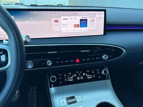 New 2026 Genesis GV70 2.5T Sport Prestige AWD/4WD image 12