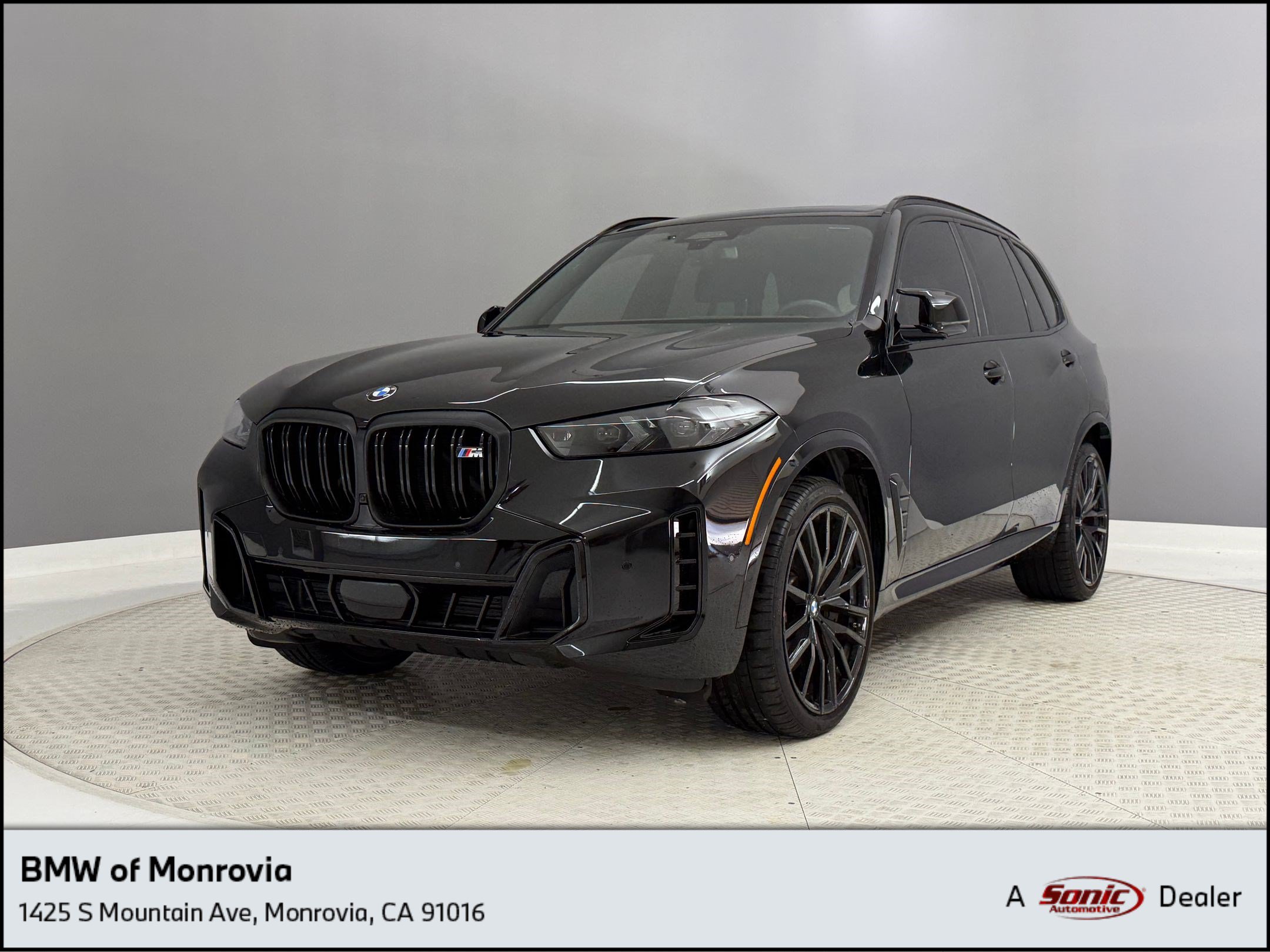 Certified 2024 BMW X5 M60i AWD/4WD image 1