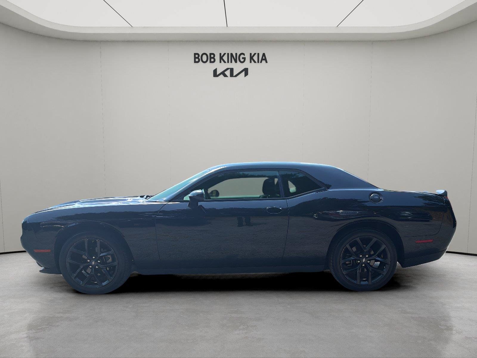 Used 2022 Dodge Challenger SXT w/ Blacktop Package RWD image 2