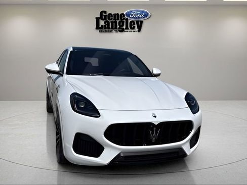 Used 2023 Maserati Grecale Modena AWD/4WD image 8
