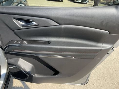 Used 2024 Chevrolet Traverse RS w/ LPO, Floor Liner Package AWD/4WD image 14