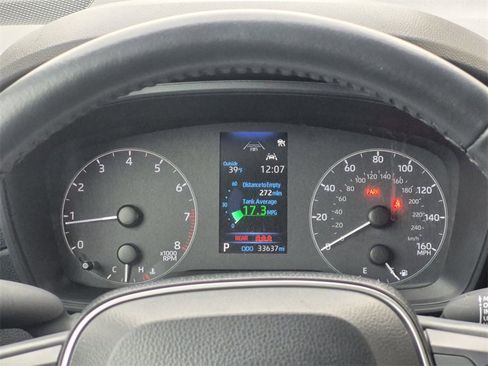 Used 2024 Toyota Corolla Cross LE image 15