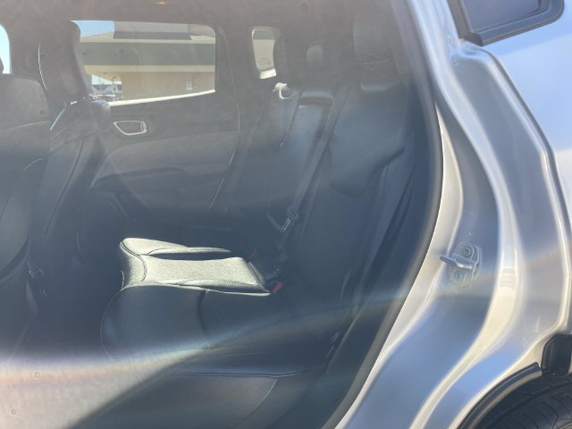 Used 2024 Jeep Compass Latitude AWD/4WD image 13