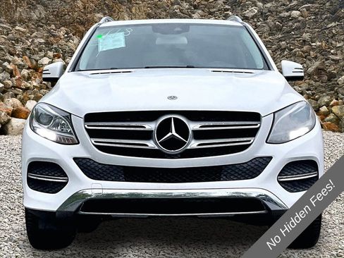 Used 2017 Mercedes-Benz GLE 350 w/ Premium 1 Package image 3