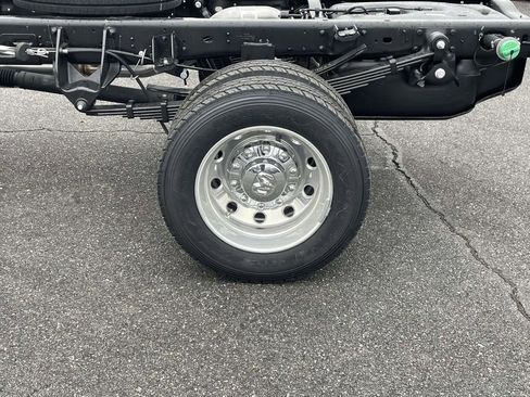 New 2026 RAM 5500 Tradesman w/ Chrome Appearance Group image 11