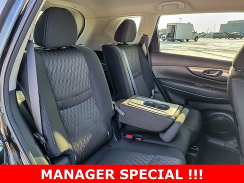 Used 2019 Nissan Rogue S w/ Special Edition Package image 27
