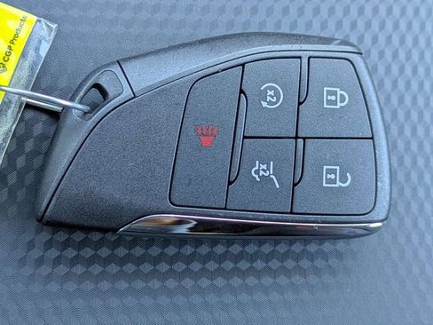 Used 2026 Chevrolet Equinox RS w/ Convenience Package III FWD image 29
