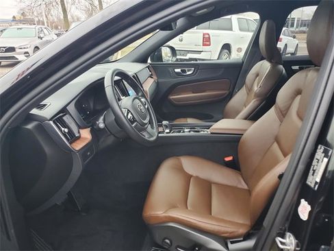 Certified 2025 Volvo XC60 B5 Plus image 14