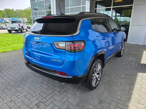 Used 2022 Jeep Compass Limited w/ Elite Group AWD/4WD image 4
