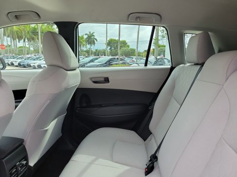 Used 2022 Toyota Corolla Cross L FWD image 13
