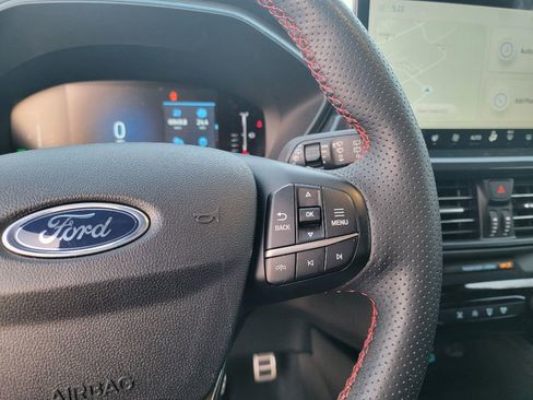 Used 2023 Ford Escape ST-Line w/ Tech Pack #1 image 17