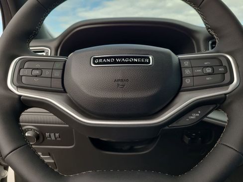 New 2026 Jeep Grand Wagoneer 4WD image 23