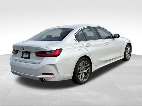 Used 2025 BMW 330i Sedan RWD image 4