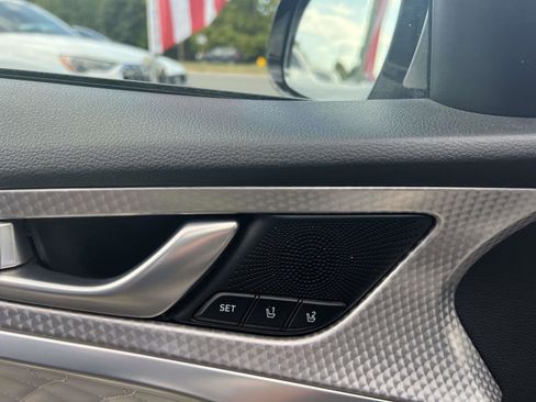 Used 2022 Genesis G70 3.3T w/ Sport Prestige Package image 15