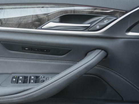 Certified 2023 BMW 530i w/ M Sport Package image 15