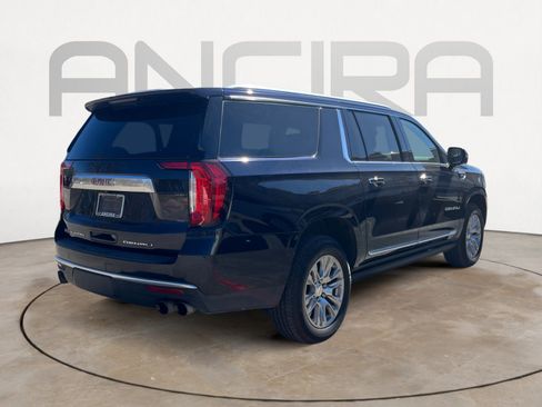 Used 2023 GMC Yukon XL Denali image 10