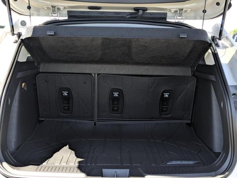 New 2026 Chevrolet Trax ACTIV w/ Sunroof Package FWD image 32