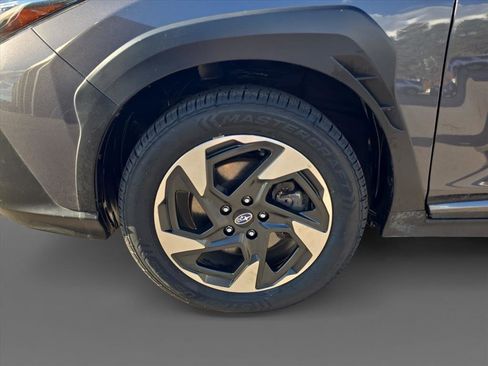 Used 2024 Subaru Crosstrek 2.5i Limited w/ Crosstrek Mirror Package image 10