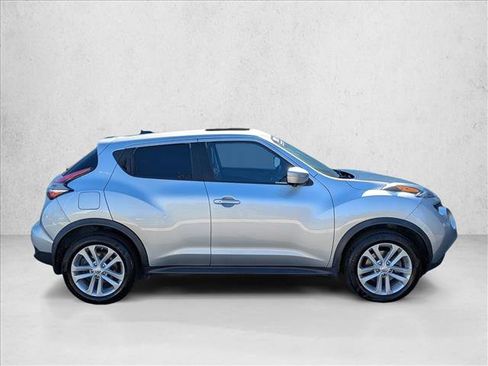 Used 2015 Nissan Juke SL image 4