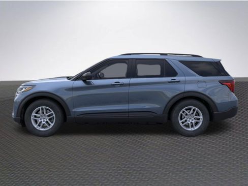 New 2026 Ford Explorer Active w/ Active Comfort Package RWD image 3