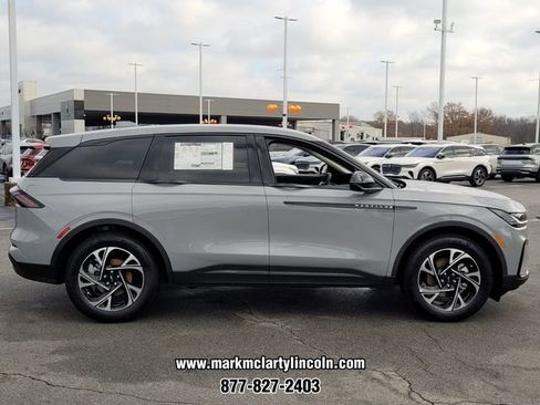 New 2026 Lincoln Nautilus Premier w/ Jet Appearance Package image 2