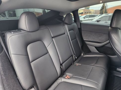 Used 2024 Tesla Model Y Long Range image 14