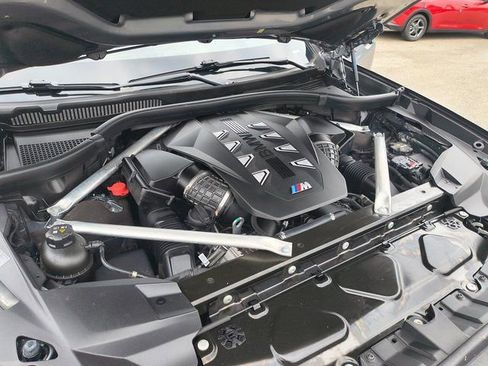 Used 2024 BMW X7 M60i w/ Executive Package image 37